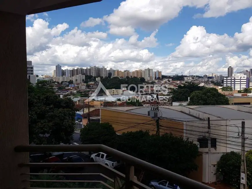 Foto 3 de Apartamento com 2 Quartos para alugar, 72m² em Vila Seixas, Ribeirão Preto