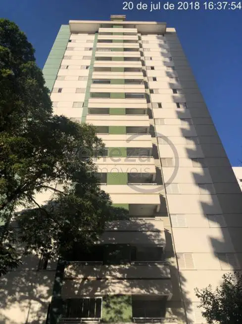 Foto 2 de Apartamento com 3 Quartos para alugar, 76m² em Centro, Londrina