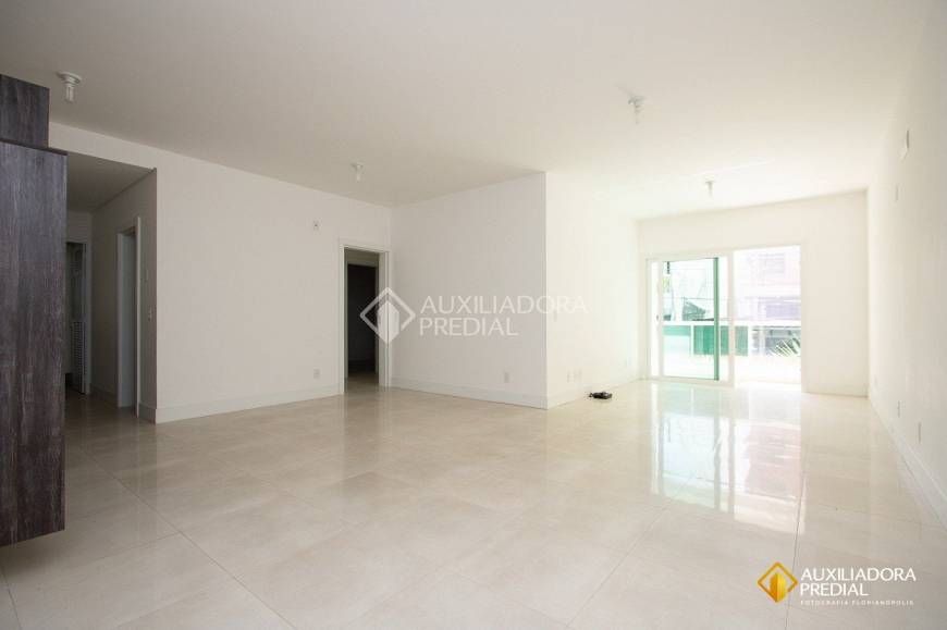 Foto 3 de Apartamento com 3 Quartos à venda, 134m² em Joao Paulo, Florianópolis