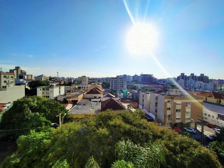 Foto 3 de Apartamento com 3 Quartos à venda, 73m² em Vila Ipiranga, Porto Alegre
