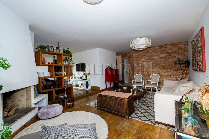 Foto 2 de Apartamento com 4 Quartos à venda, 200m² em Lapa, São Paulo
