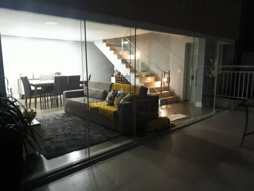 Foto 3 de Apartamento com 4 Quartos à venda, 168m² em Parque Industrial, São José dos Campos