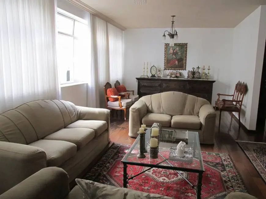 Foto 1 de Apartamento com 4 Quartos à venda, 280m² em Santo Antônio, Belo Horizonte
