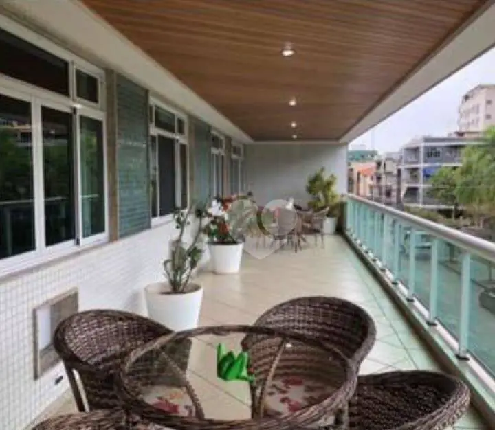 Foto 1 de Apartamento com 4 Quartos à venda, 200m² em  Vila Valqueire, Rio de Janeiro