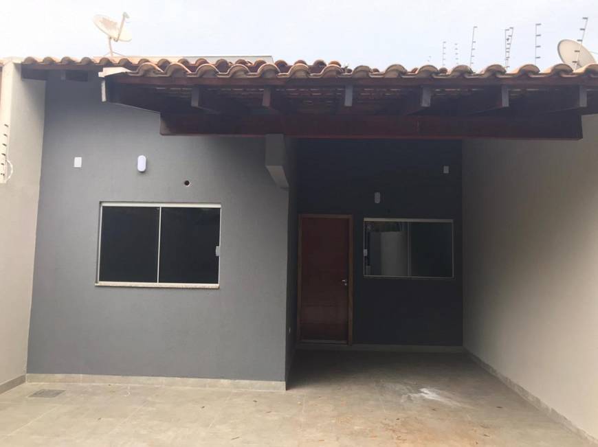 Foto 2 de Casa com 2 Quartos à venda, 80m² em Universitário, Campo Grande