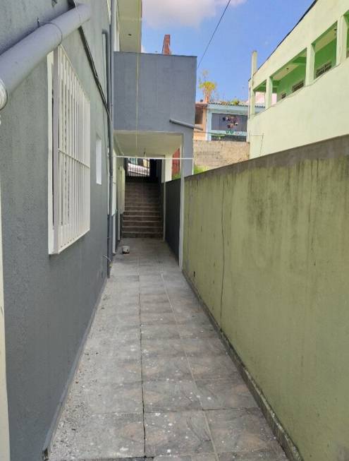 Foto 1 de Casa com 2 Quartos para alugar, 80m² em Vila Natal, São Paulo