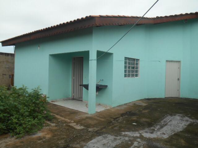 Foto 1 de Casa com 3 Quartos à venda, 97m² em Jardim Comodoro, Cuiabá