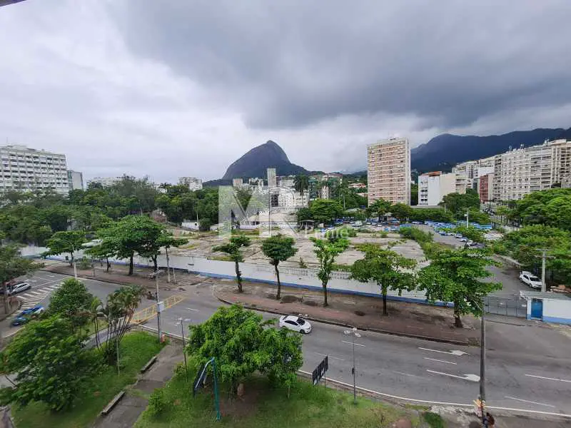 Foto 1 de Apartamento com 1 Quarto à venda, 44m² em Leblon, Rio de Janeiro