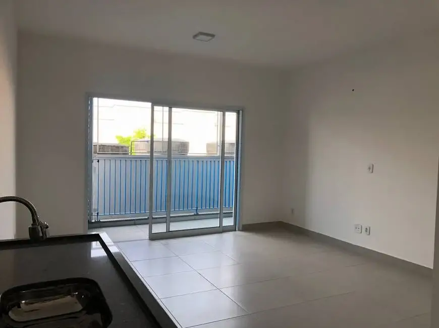 Foto 1 de Apartamento com 1 Quarto para alugar, 35m² em Vila Carrão, São Paulo