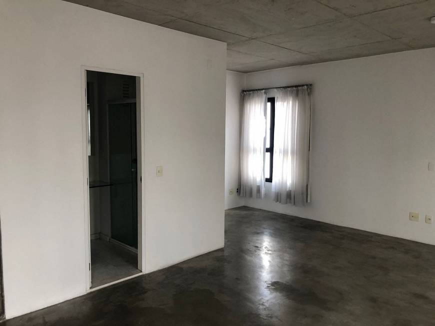 Foto 1 de Apartamento com 1 Quarto para venda ou aluguel, 70m² em Vila Regente Feijó, São Paulo