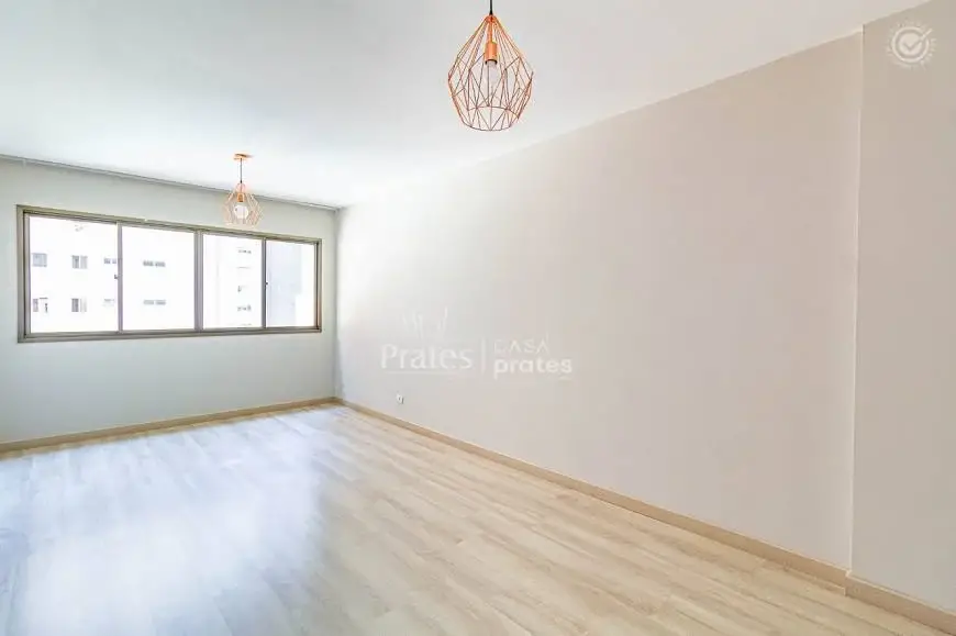 Foto 1 de Apartamento com 2 Quartos para alugar, 75m² em Batel, Curitiba