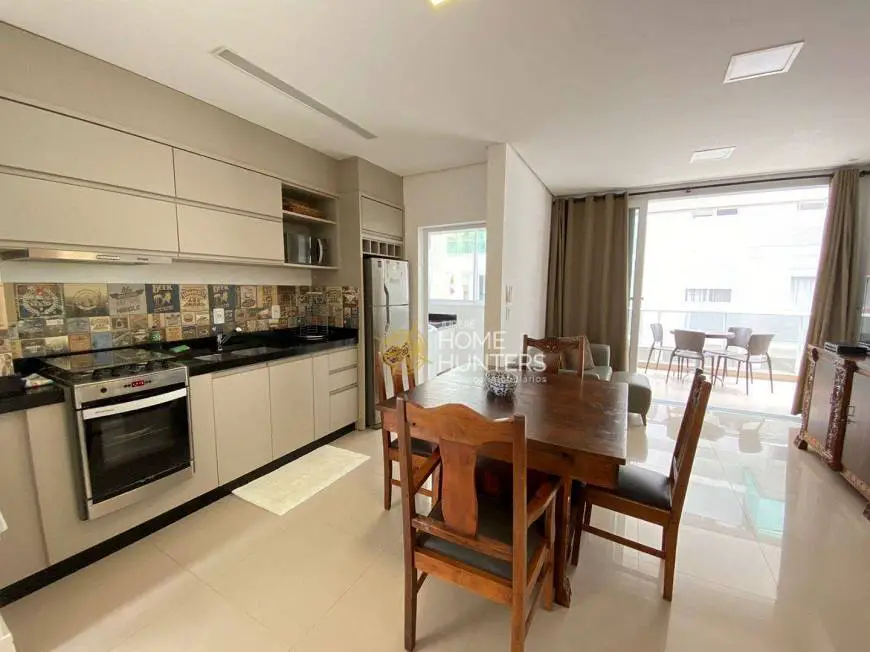 Foto 2 de Apartamento com 2 Quartos para alugar, 80m² em Jurerê, Florianópolis