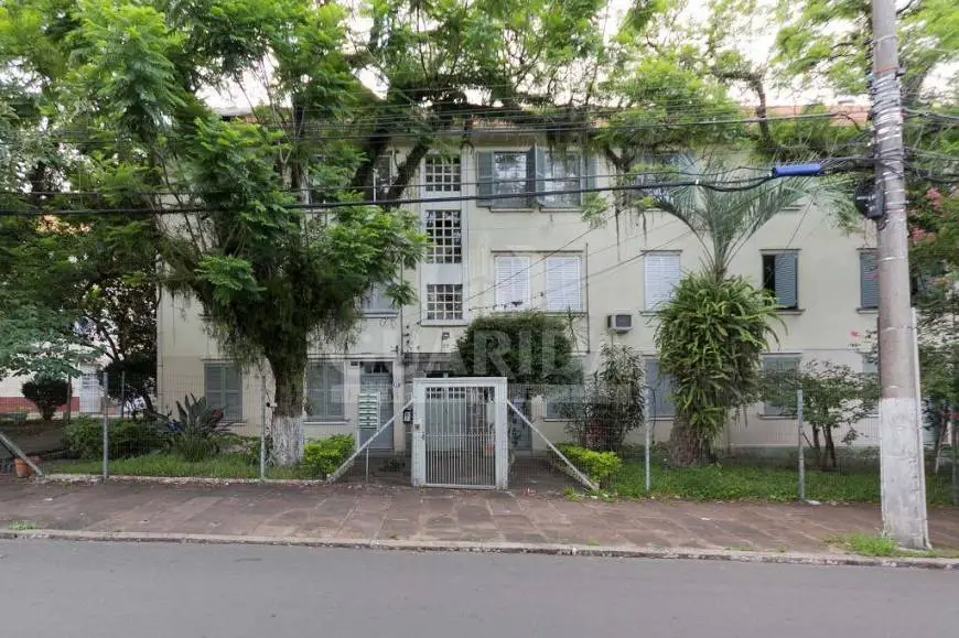 Foto 1 de Apartamento com 2 Quartos à venda, 52m² em Passo da Areia, Porto Alegre