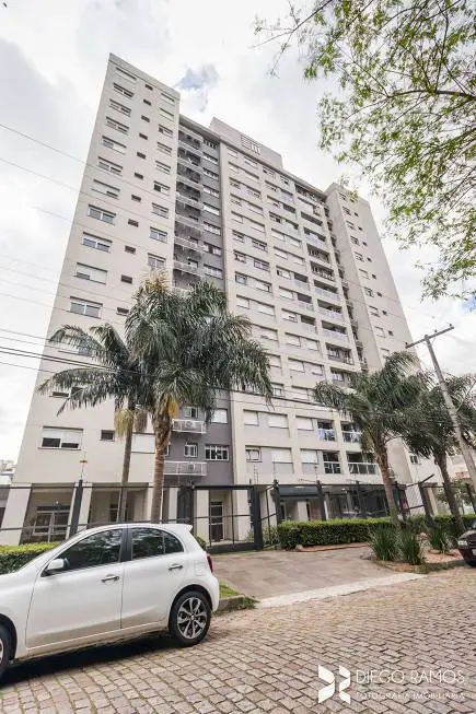 Foto 4 de Apartamento com 2 Quartos à venda, 71m² em Passo da Areia, Porto Alegre