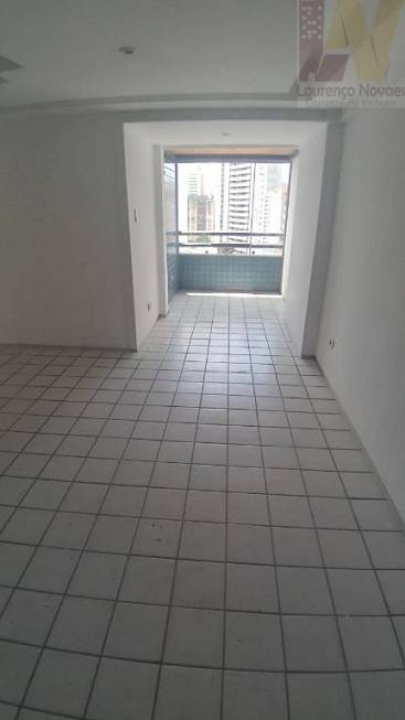 Foto 1 de Apartamento com 2 Quartos à venda, 10m² em Rosarinho, Recife