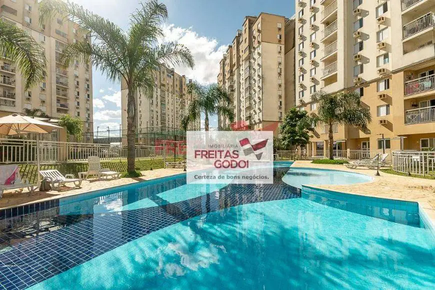 Foto 1 de Apartamento com 2 Quartos para alugar, 55m² em Xaxim, Curitiba
