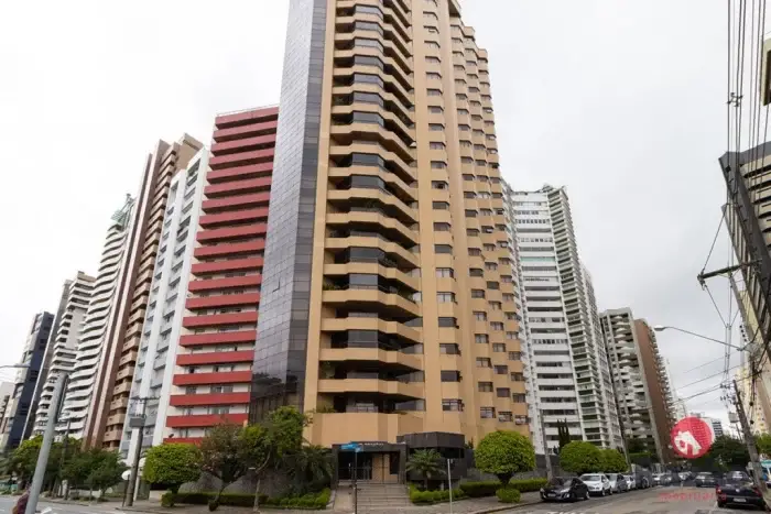 Foto 1 de Apartamento com 3 Quartos para alugar, 353m² em Batel, Curitiba