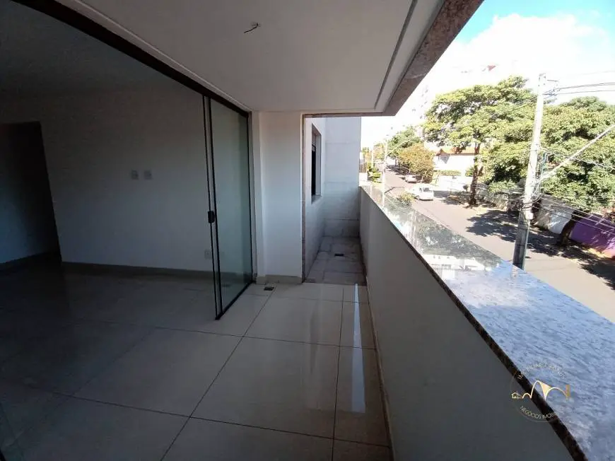 Foto 4 de Apartamento com 3 Quartos à venda, 104m² em Castelo, Belo Horizonte