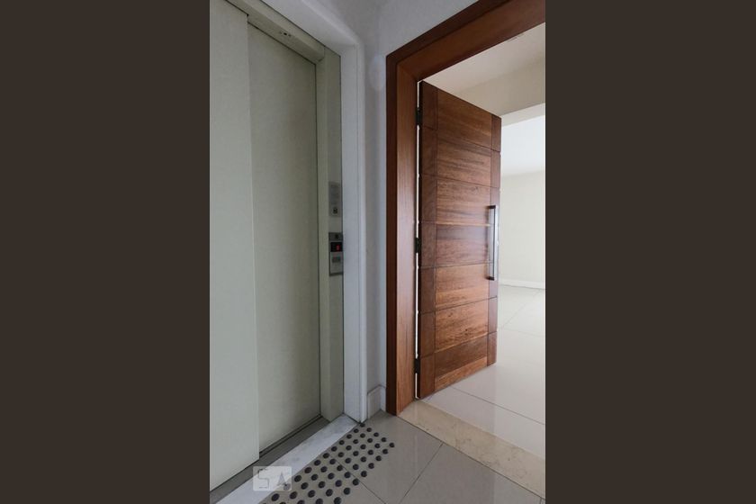 Foto 1 de Apartamento com 3 Quartos para alugar, 177m² em Morumbi, São Paulo
