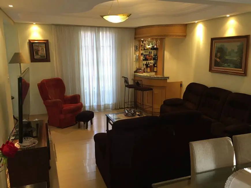 Foto 1 de Apartamento com 3 Quartos para alugar, 130m² em Rio Branco, Porto Alegre