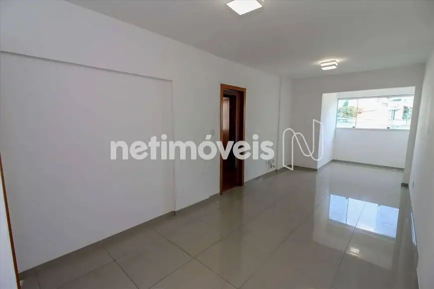Foto 3 de Apartamento com 3 Quartos à venda, 72m² em Sagrada Família, Belo Horizonte