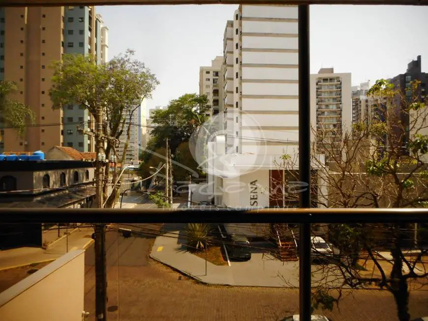 Foto 5 de Apartamento com 4 Quartos à venda, 220m² em Cambuí, Campinas