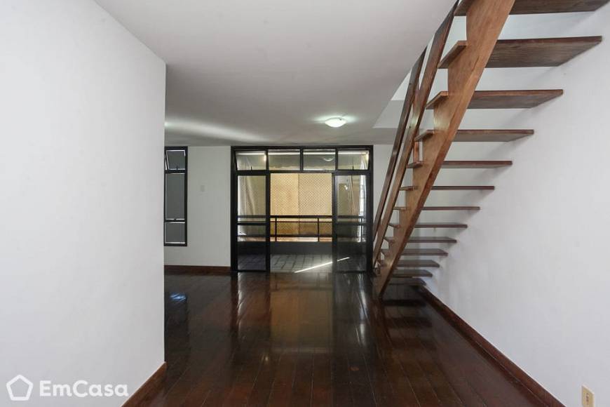 Foto 1 de Apartamento com 4 Quartos à venda, 297m² em Icaraí, Niterói