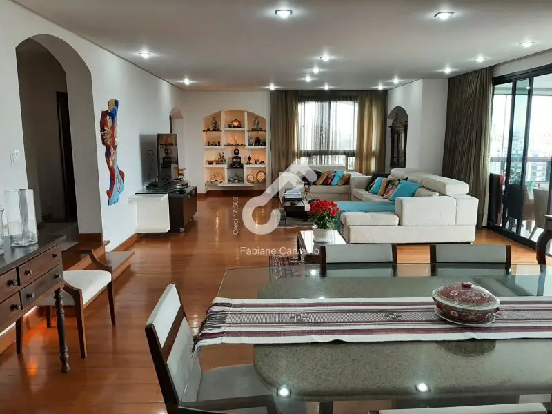 Foto 1 de Apartamento com 4 Quartos à venda, 370m² em Itaigara, Salvador