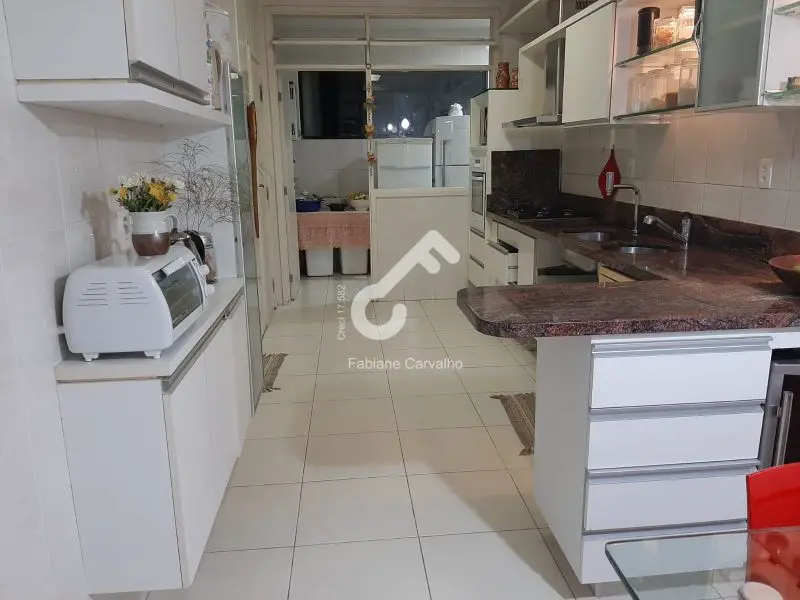Foto 5 de Apartamento com 4 Quartos à venda, 370m² em Itaigara, Salvador