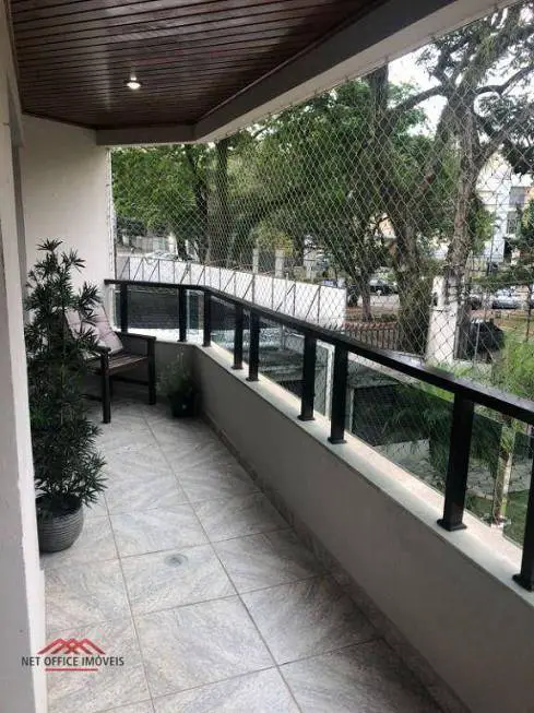 Foto 1 de Apartamento com 4 Quartos para venda ou aluguel, 168m² em Jardim São Dimas, São José dos Campos
