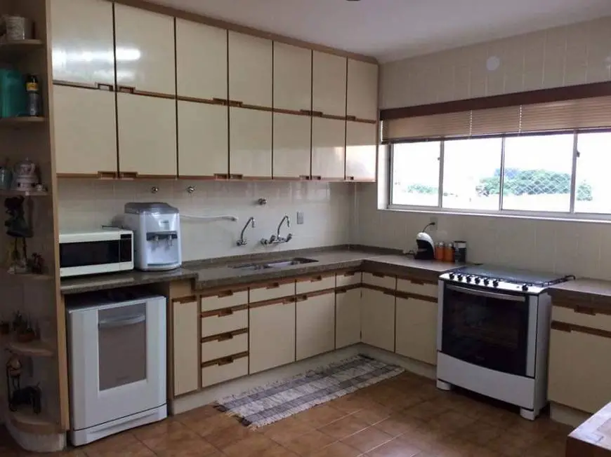 Foto 1 de Apartamento com 5 Quartos à venda, 249m² em Centro, Bauru