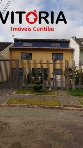 Foto 1 de Casa com 2 Quartos à venda, 440m² em Capão Raso, Curitiba