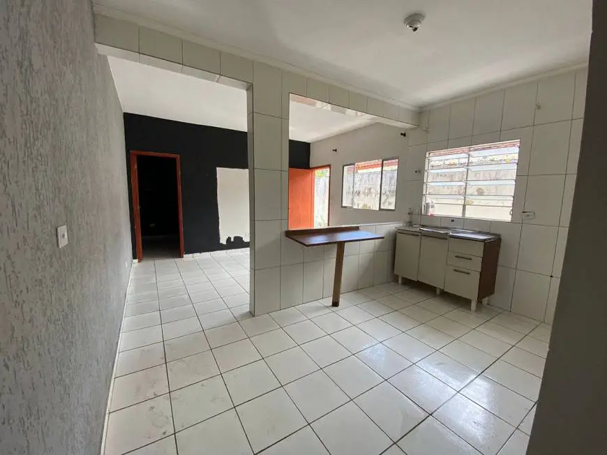 Foto 1 de Casa com 2 Quartos à venda, 100m² em Centro, Mongaguá