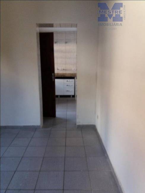 Foto 4 de Casa com 2 Quartos para alugar, 60m² em Gopouva, Guarulhos