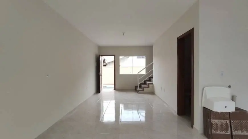 Foto 4 de Casa com 2 Quartos para alugar, 73m² em Itaum, Joinville