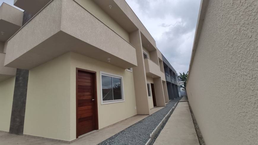 Foto 1 de Casa com 2 Quartos para alugar, 73m² em Itaum, Joinville
