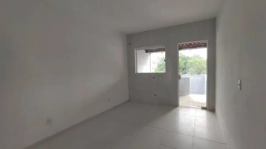 Foto 3 de Casa com 2 Quartos para alugar, 70m² em Itinga, Araquari