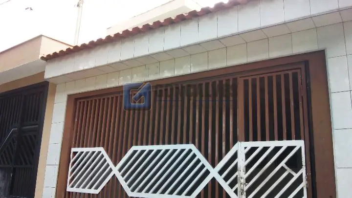 Foto 1 de Casa com 2 Quartos à venda, 150m² em Jardim Santo Andre, Santo André