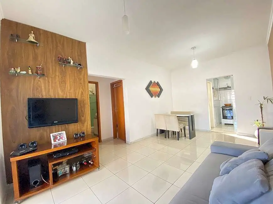 Foto 4 de Casa com 2 Quartos à venda, 90m² em Santa Amélia, Belo Horizonte
