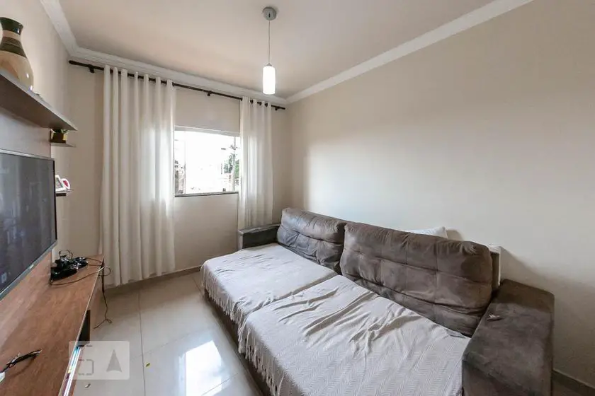 Foto 1 de Casa com 3 Quartos para alugar, 200m² em Betânia, Belo Horizonte