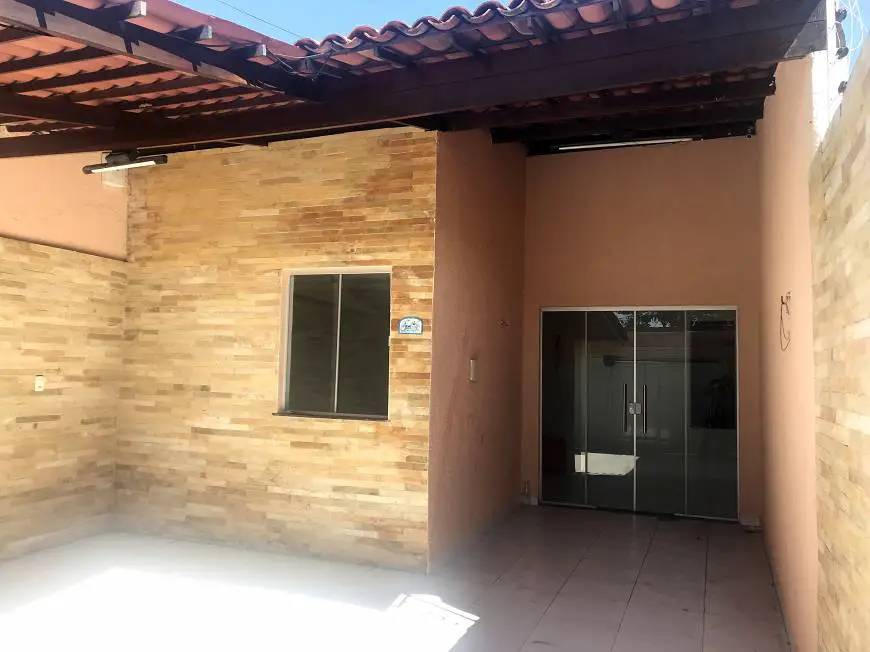 Foto 1 de Casa com 3 Quartos para alugar, 180m² em BOA VISTA, Fortaleza