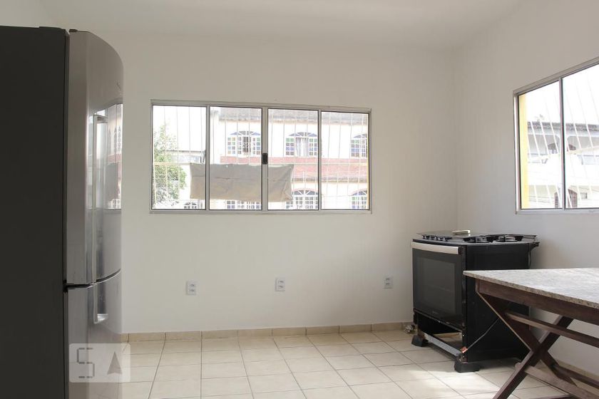 Foto 1 de Casa com 3 Quartos para alugar, 150m² em Cristóvão Colombo, Vila Velha