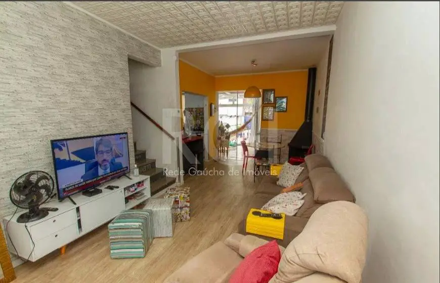 Foto 3 de Casa com 3 Quartos para alugar, 120m² em Floresta, Porto Alegre
