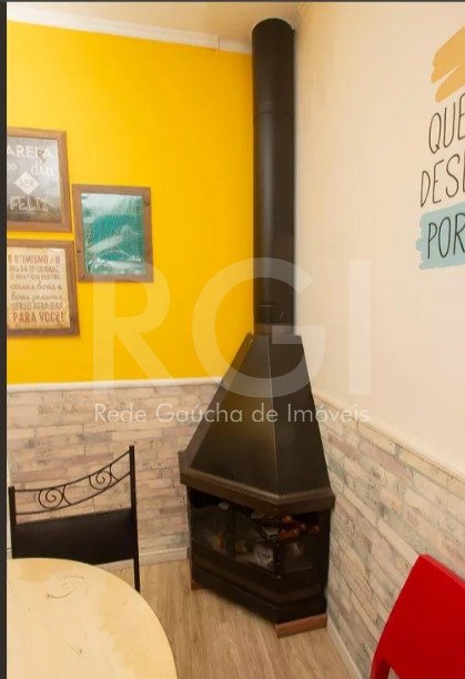 Foto 5 de Casa com 3 Quartos para alugar, 120m² em Floresta, Porto Alegre