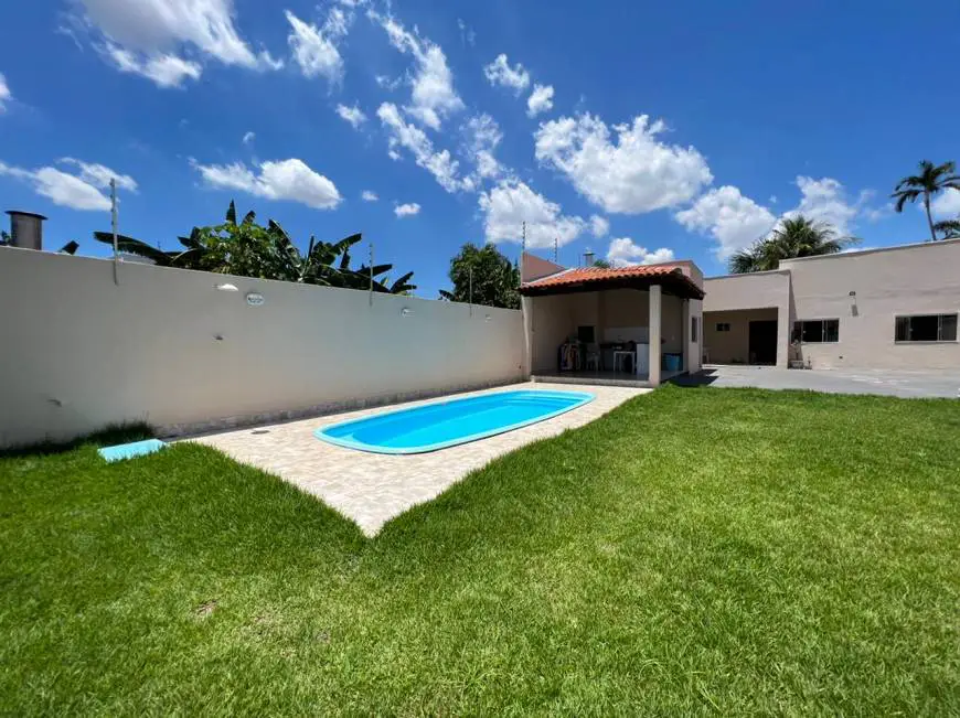 Foto 1 de Casa com 3 Quartos à venda, 400m² em Jardim das Palmeiras, Cuiabá