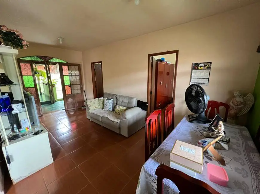 Foto 1 de Casa com 3 Quartos para alugar, 360m² em Mantiqueira, Belo Horizonte