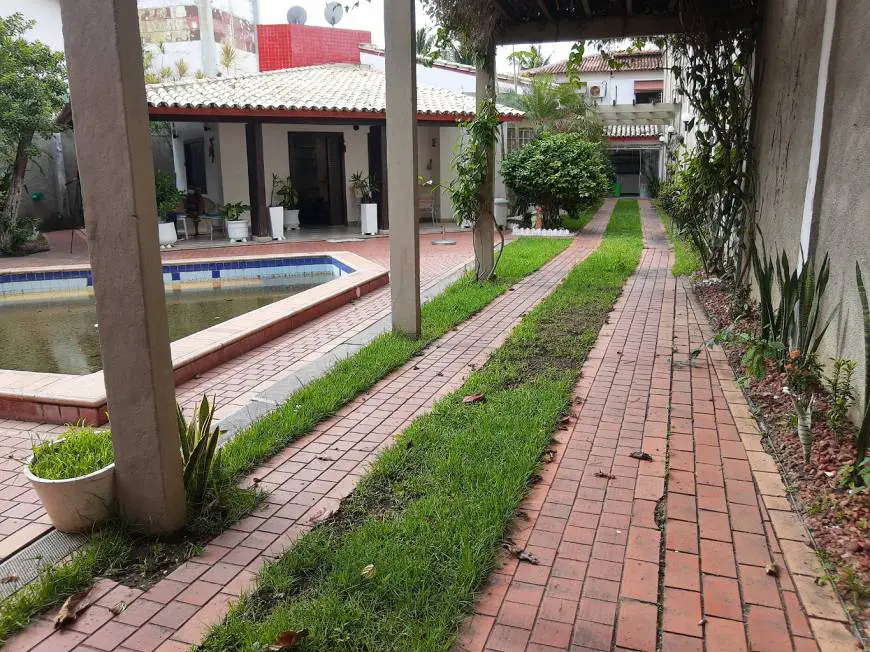Foto 1 de Casa com 3 Quartos à venda, 450m² em Stella Maris, Salvador