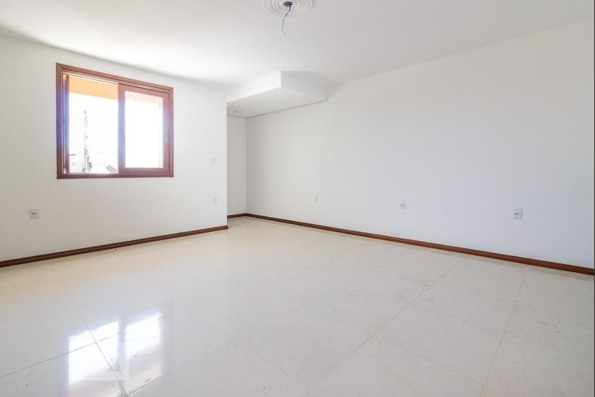 Foto 3 de Casa com 3 Quartos para alugar, 280m² em Teresópolis, Porto Alegre