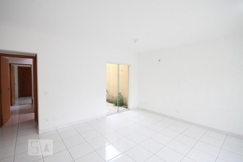 Foto 1 de Casa com 3 Quartos para alugar, 102m² em Vila das Mercês, São Paulo