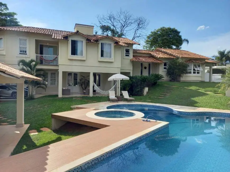 Foto 1 de Casa com 4 Quartos à venda, 437m² em Bandeirantes, Belo Horizonte